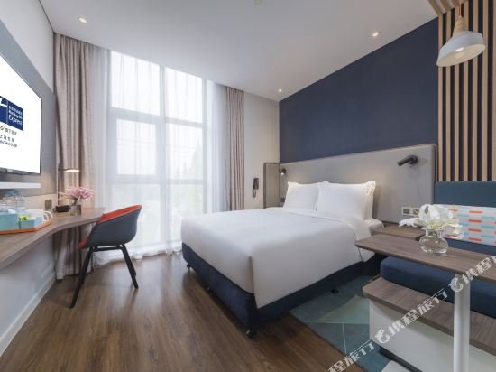 Фото Holiday Inn Express Shanghai Gubei