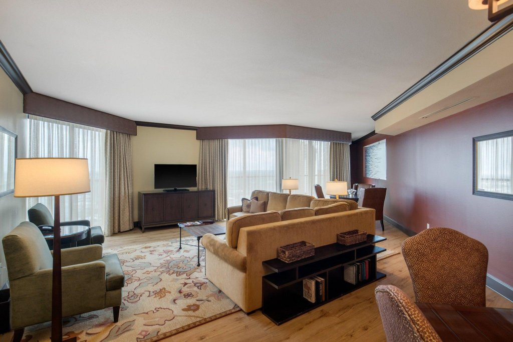 Фото Omni Austin Hotel Downtown