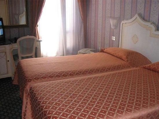 Фото Nh Venezia Santa Lucia