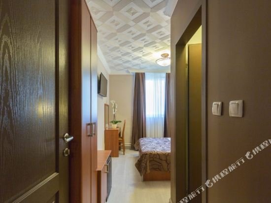 Фото Belgrade City Hotel