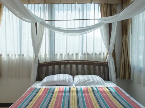 Фото The Best Bangkok House