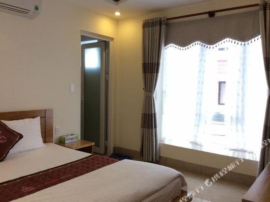 Фото My Phuoc Hotel