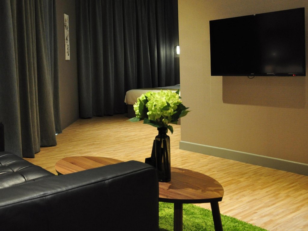 Фото Champion Hotel