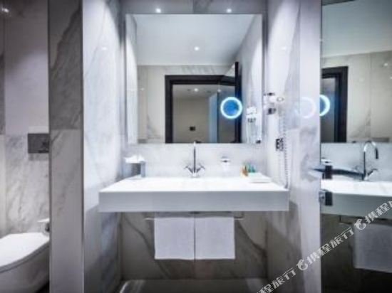 Фото Hotel The Square Milano Duomo