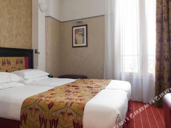 Фото Hotel Eiffel Seine