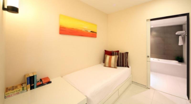 Фото Parkroyal Serviced Suites Singapore