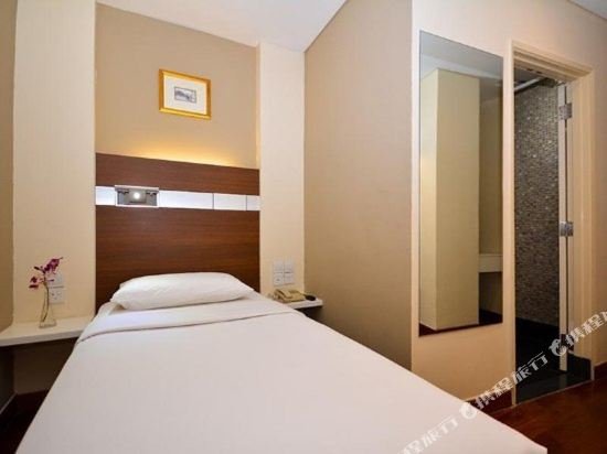 Фото The Keong Saik Hotel