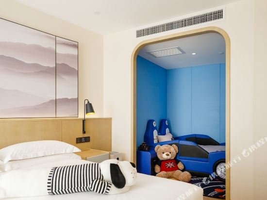 Фото Yun-Zen Century Hotel