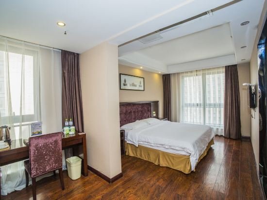 Фото GreenTree Inn Chengdu high-tech Development West Zone Shidai Tian Street Express Hotel