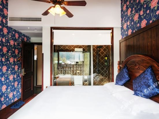 Фото Westlake Hostel Man Juelong branch