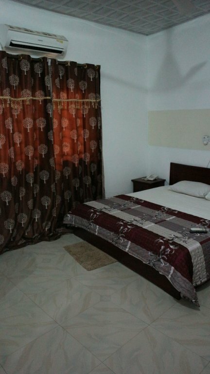 Hotel Pioneer Guest Lodge, Tamale, photo