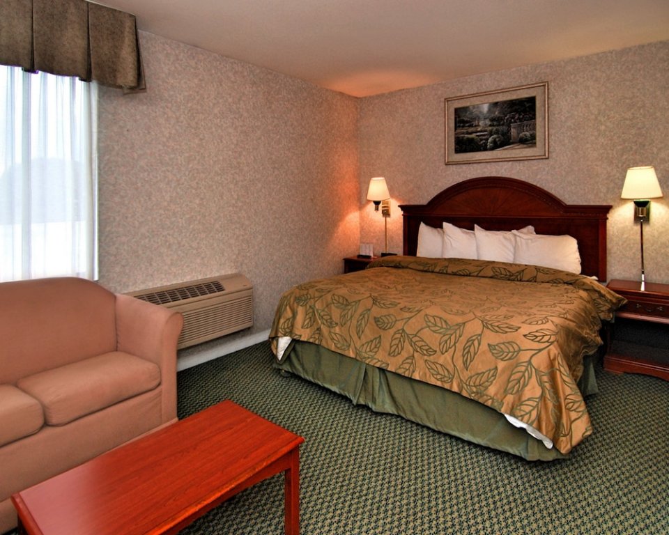 Фото Ramada by Wyndham San Bruno Sfo Airport