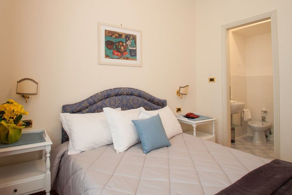 Фото Hotel Villa Erica