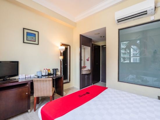 Фото RedDoorz at Aljunied