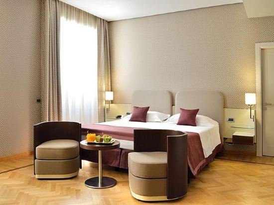 Фото Hotel Palazzo Esedra