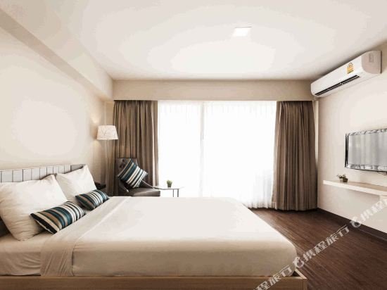 Фото Samran Place Hotel