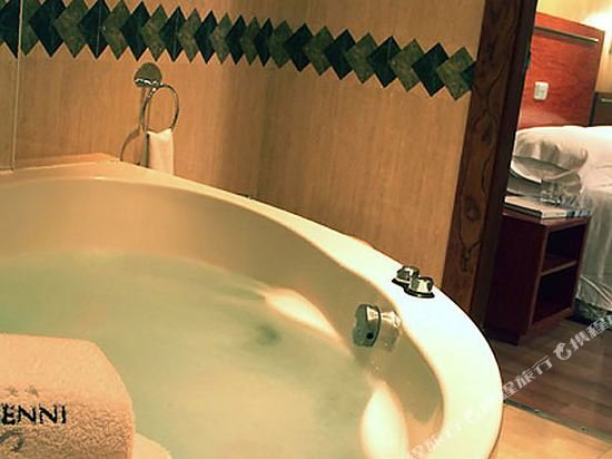 Фото Hotel Garbi Millenni 