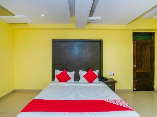 Фото Oyo 25121 Bns Lodge