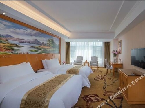 Гостиница Vienna International Hotel - Shantou Simapu в Шаньтоу