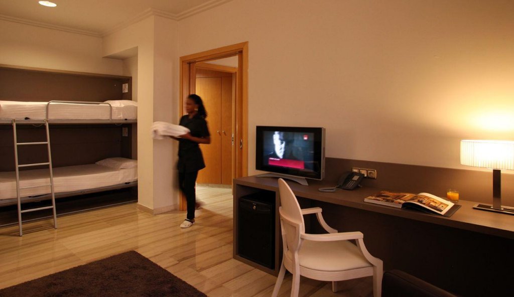 Фото Hotel Sb Ciutat Tarragona