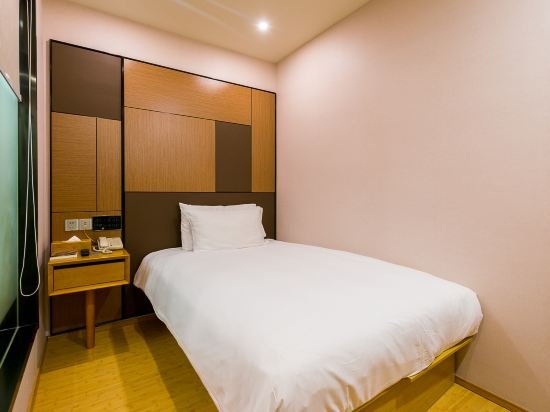 Фото Ji Hotel Shanghai Hongqiao Gubei Road Branch