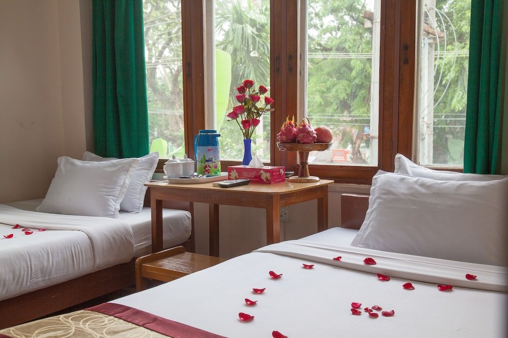 Фото Mother Land Inn 2 - Hostel