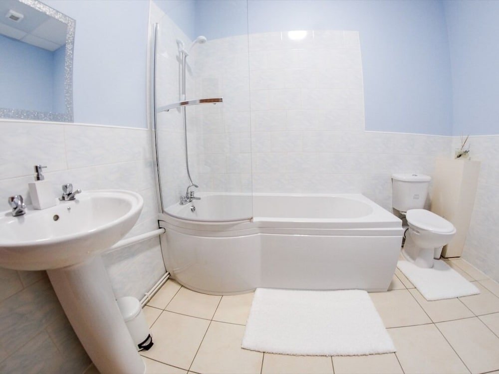 Фото County Hall Apartment Hotel