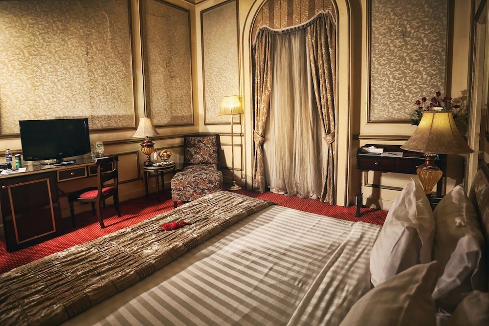 Фото Paradise Inn Le Metropole Hotel