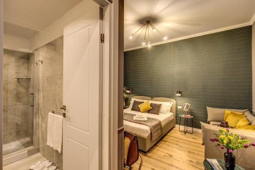 Фото Tree Charme Parliament Boutique Hotel