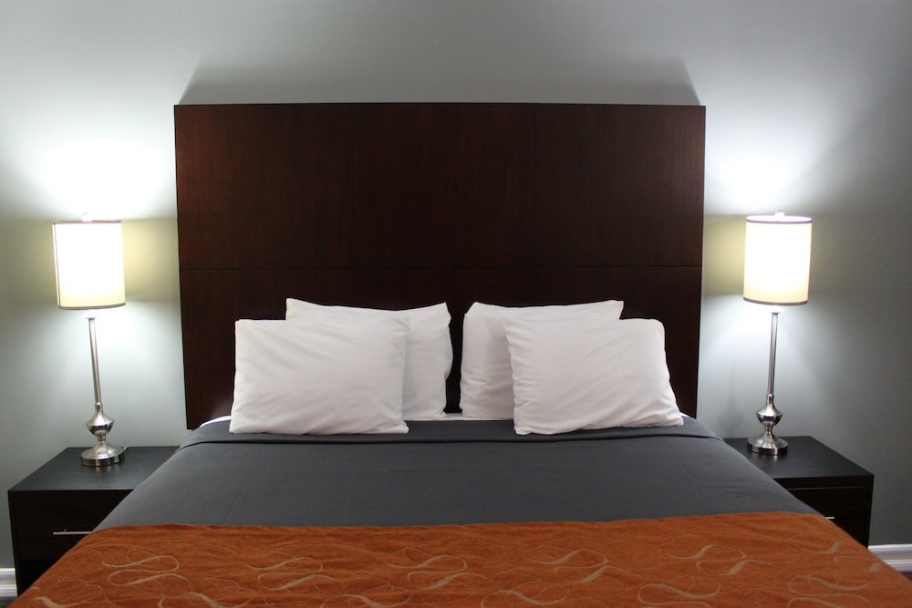 Фото Friendly Hills Inn