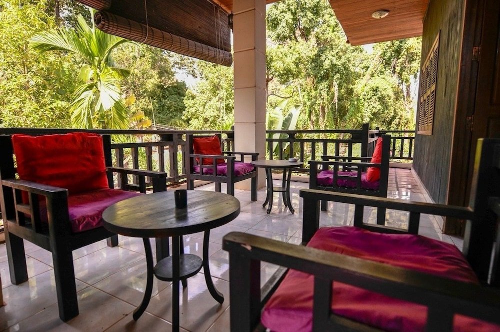 Фото Hotel The Angkor Crescent