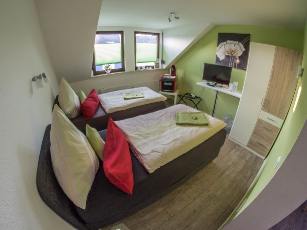 Фото Pension Oberkasseler Hof