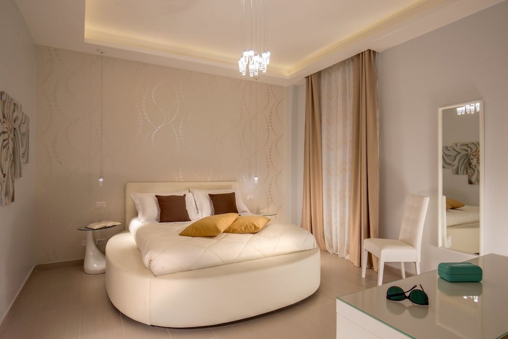 Фото Borgognona Rooms