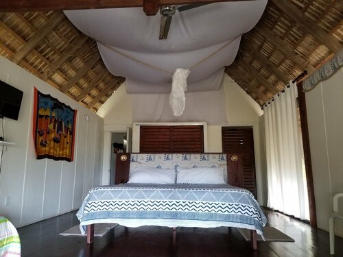 Гостиница Playa Paraiso EN Magante в Провинции Эспайльят