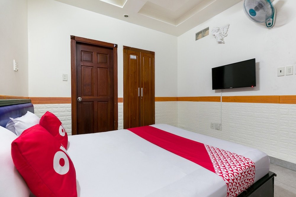 Фото OYO 975 Trung Nam Hotel