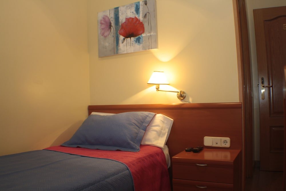 Фото Hostal Santa Cruz