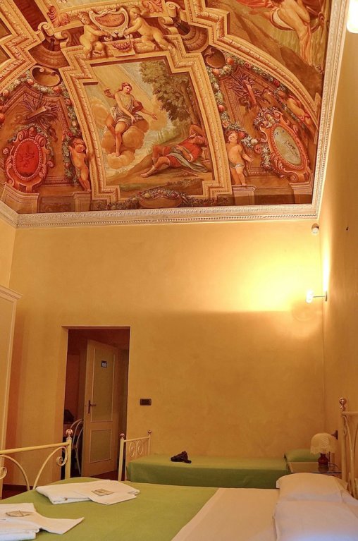 Фото Ostello Palazzo Pierantoni