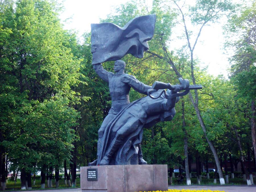 Monumento, memorial Комсомольцам орловщины, погибшим в Великой Отечественной войне, , foto
