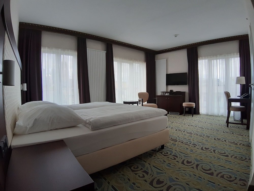 Фото Hotel My Main