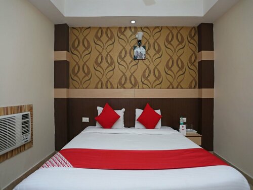 Гостиница Hotel Crystal Inn в Лакхнау