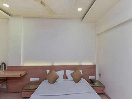 Фото Hotel Alankar Palace