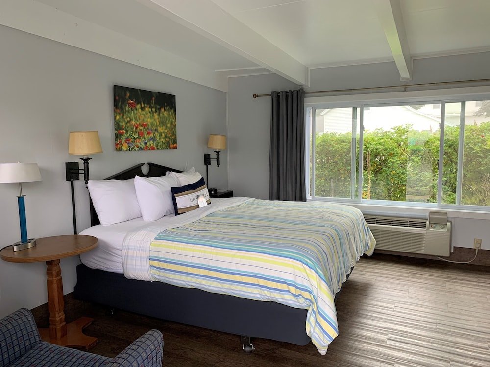 Фото Beachfront Inn