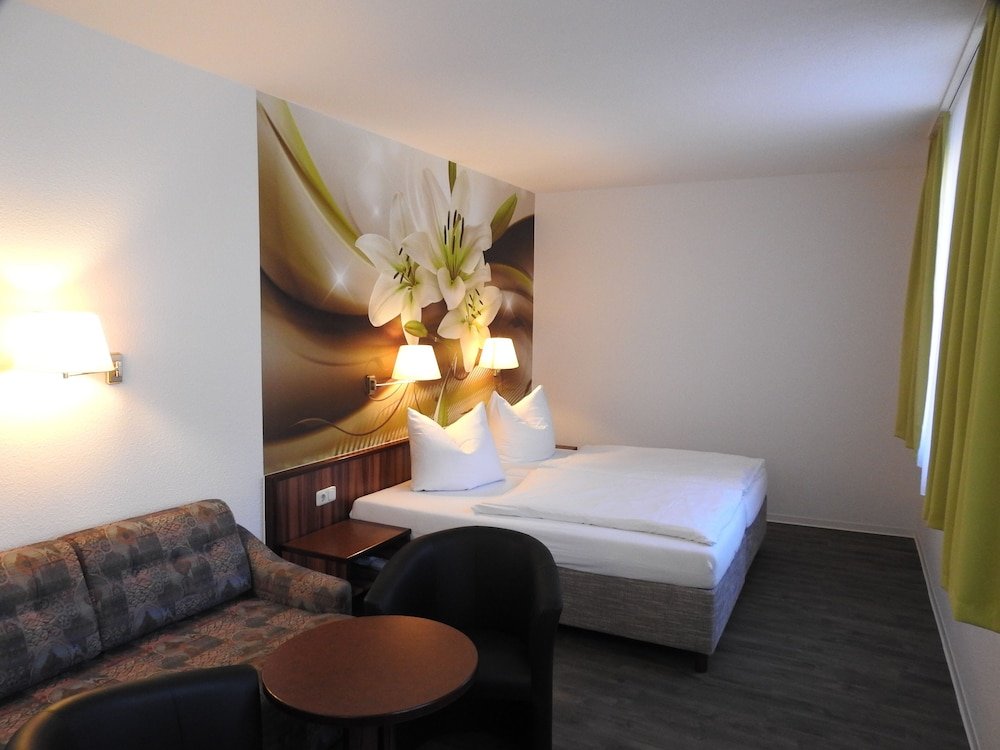 Фото Hotel Anhalt