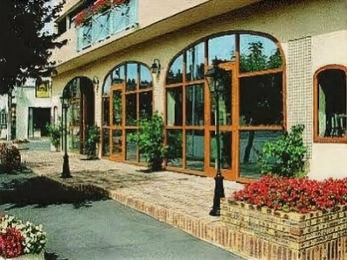 Гостиница Auberge De Nicey в Эперне