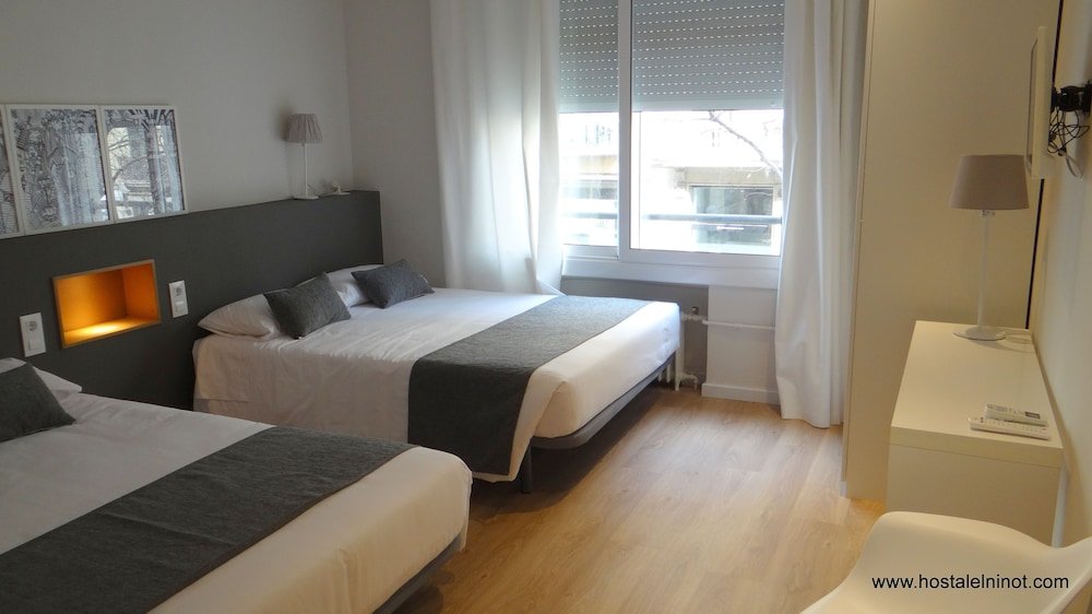 Фото Hostal El Ninot