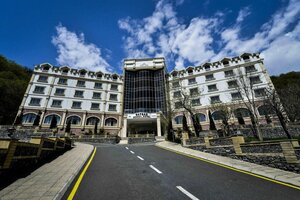 Гостиница Qafqaz Riverside Resort Hotel Gabala