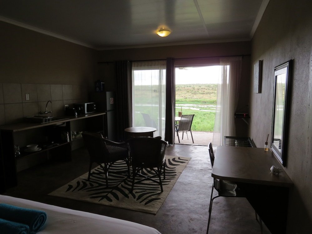 Фото Crocodile Bridge Safari Lodge