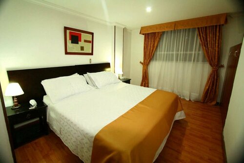 Гостиница Hotel Ferrovial Corferias в Боготе