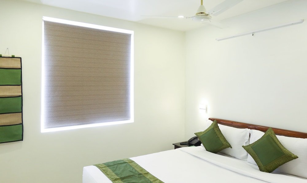 Фото Treebo Trend N Square