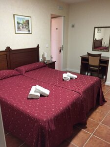 Гостиница Hotel Carlos V by Viverestays